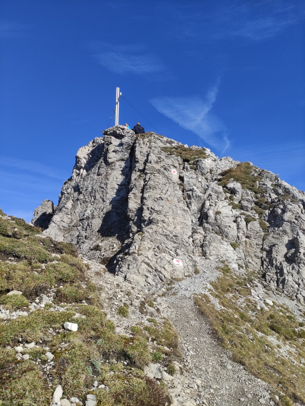 Gipfelkreuz und letzte Kletterpassage (Kuhljochspitze)