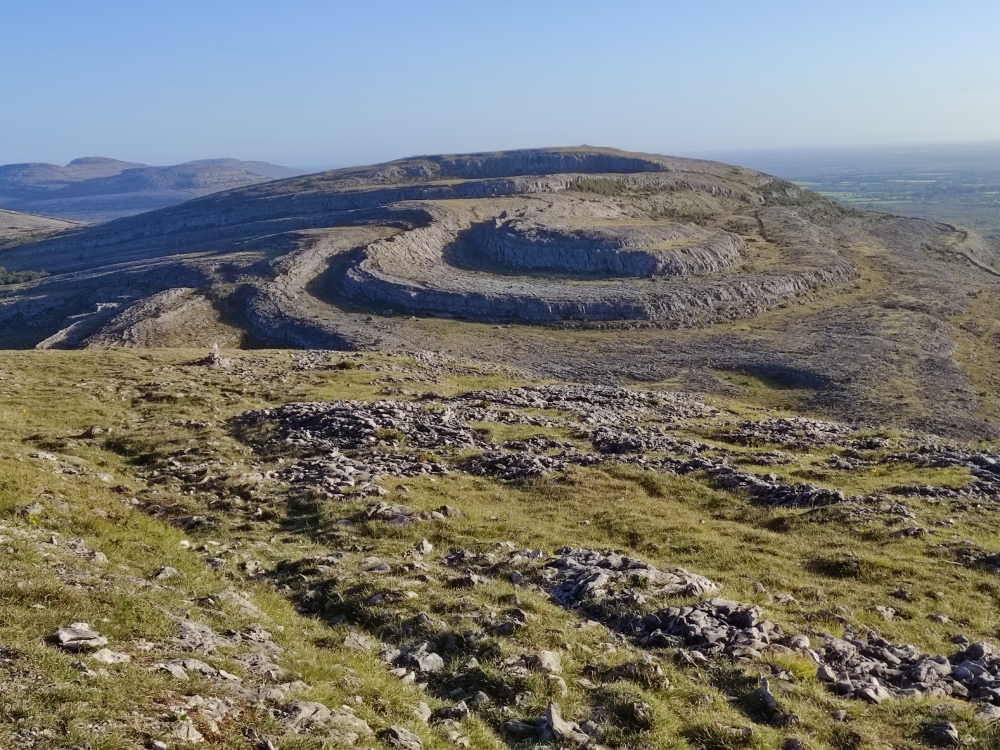 Blick auf den benachbarten Slieve Roe